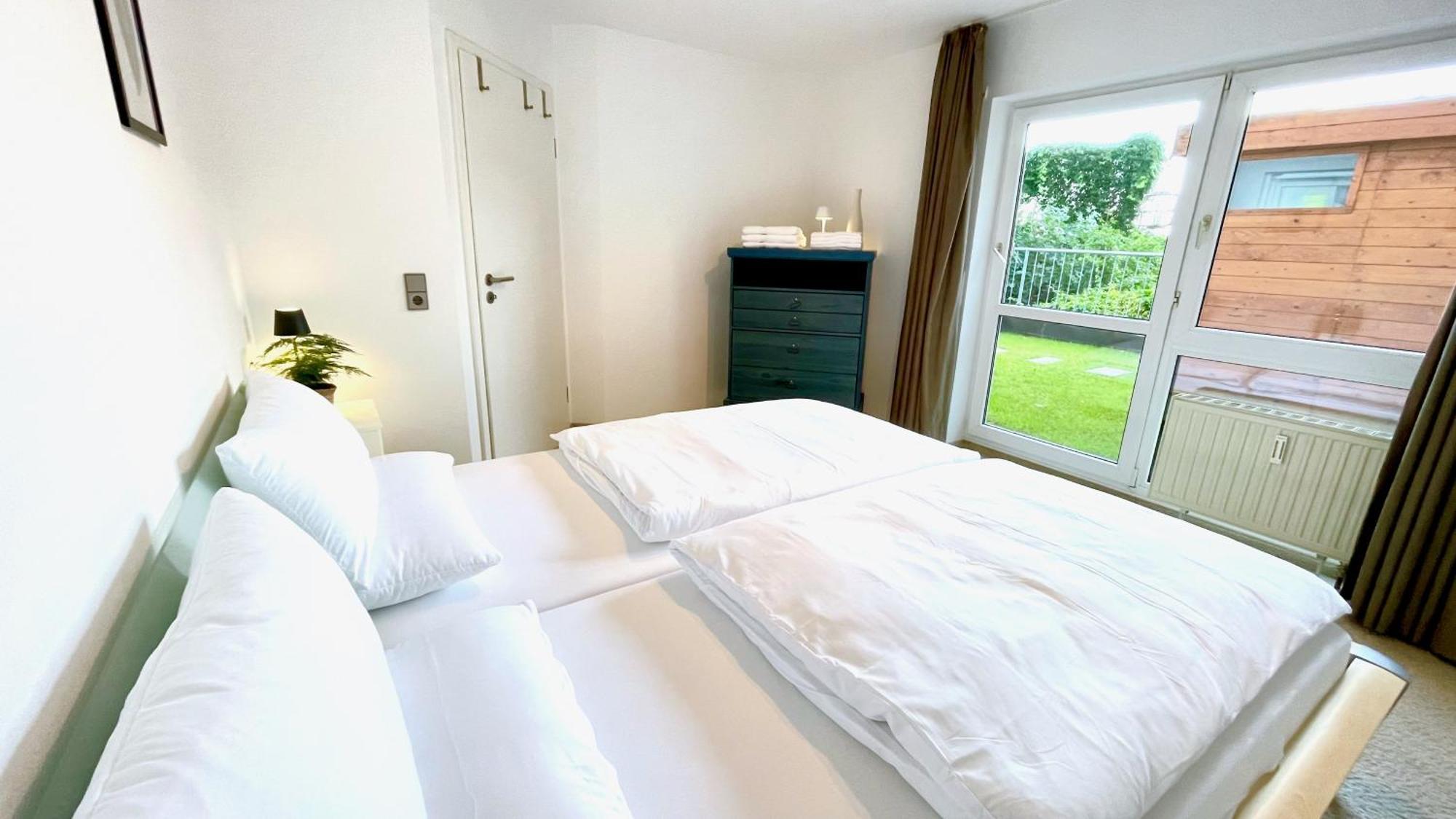 Ludwigshome Luxus - Zentral, Kostenloser Parkplatz, Terrasse Ludwigsburg Bagian luar foto